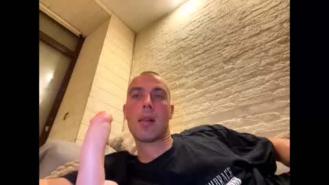 rotteei1 online show from 10/04/25, 07:23