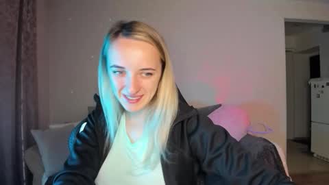 Snapshot of rousereed chatting on 10/07/25, 12:13 Rouse online show from 10/07/25, 12:13