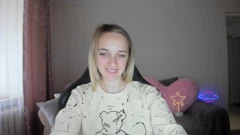 Snapshot of rousereed chatting on 10/10/25, 12:04 Rouse online show from 10/10/25, 12:04