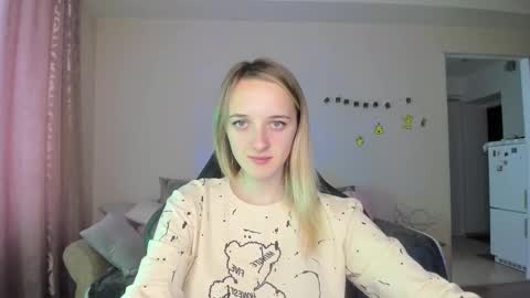 Snapshot of rousereed chatting on 11/02/25, 07:22 Rouse online show from 11/02/25, 07:22