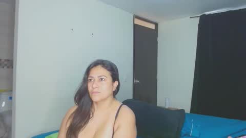 roxanasexy2025 online show from 11/30/25, 12:42