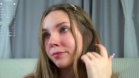 roxannastoo online show from 11/15/25, 01:03