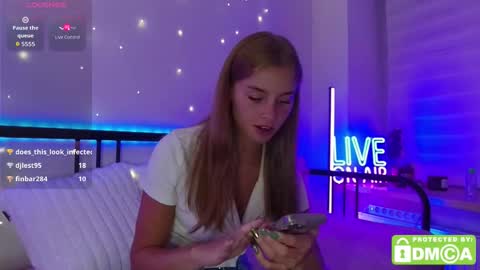 Snapshot of roxxxie_reid chatting on 09/11/25, 09:48 Roxieex ABBY online show from 09/11/25, 09:48