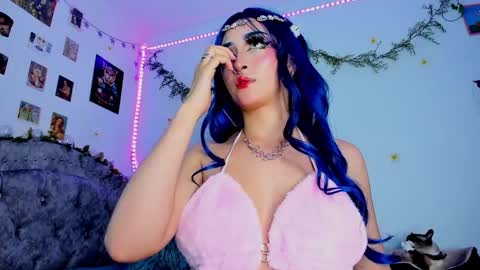 Snapshot of roxxystar_ chatting on 02/25/25, 02:03 Roxxane online show from 02/25/25, 02:03