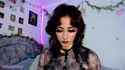 Snapshot of roxxystar_ chatting on 03/10/25, 02:06 Roxxane online show from 03/10/25, 02:06
