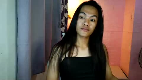 Snapshot of roxy358888 chatting on 10/04/25, 09:18 roxy358888 online show from 10/04/25, 09:18