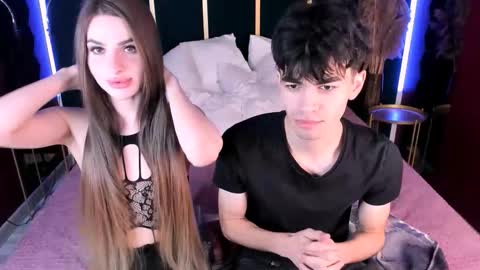 Snapshot of roxy_kisss chatting on 10/29/25, 10:50 Roxy online show from 10/29/25, 10:50