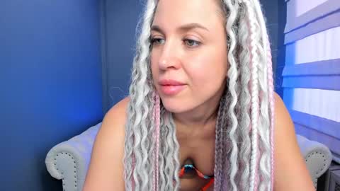 Roxy online show from 01/10/25, 08:07