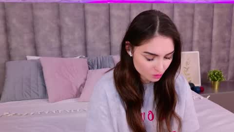 Roxy online show from 02/20/25, 09:44