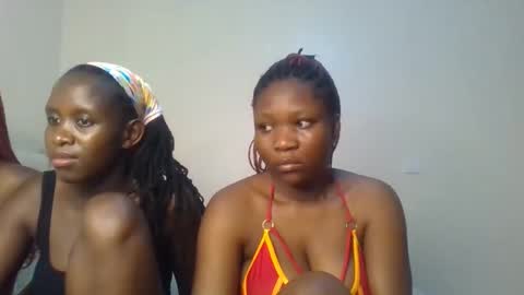 Snapshot of royal_goddes chatting on 10/24/25, 12:08 goddes online show from 10/24/25, 12:08