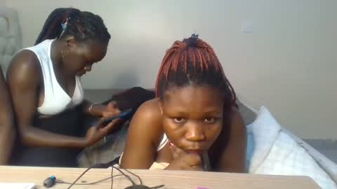 Snapshot of royal_goddes chatting on 11/02/25, 02:03 goddes online show from 11/02/25, 02:03