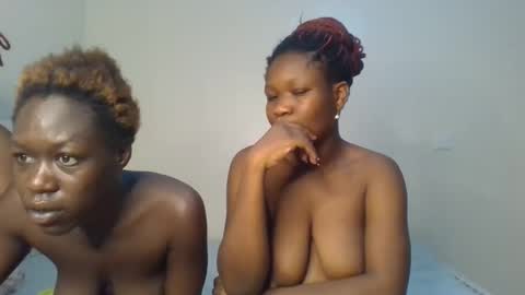 Snapshot of royal_goddes chatting on 11/05/25, 11:16 goddes online show from 11/05/25, 11:16