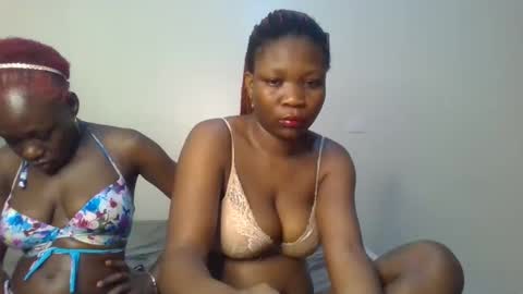 Snapshot of royal_goddes chatting on 11/06/25, 07:04 goddes online show from 11/06/25, 07:04