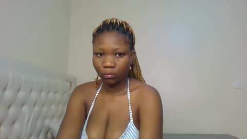 Snapshot of royal_goddes chatting on 11/16/25, 11:21 goddes online show from 11/16/25, 11:21