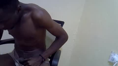 roystonne3 online show from 09/14/25, 09:52