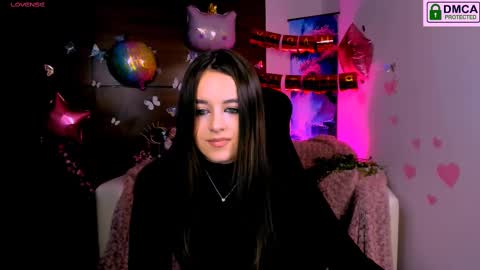 Snapshot of rozmary_ket chatting on 02/24/25, 03:09 Im Rozmary nice to meet you 3 online show from 02/24/25, 03:09