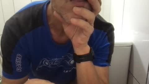 Snapshot of rpgdog1 chatting on 01/01/25, 05:55 rpgdog1 online show from 01/01/25, 05:55