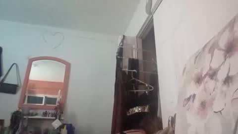 Snapshot of rraineonme chatting on 11/12/25, 08:04 rraineonme online show from 11/12/25, 08:04