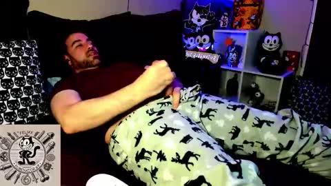 Snapshot of rubenator69 chatting on 11/08/25, 04:18 Ruben online show from 11/08/25, 04:18