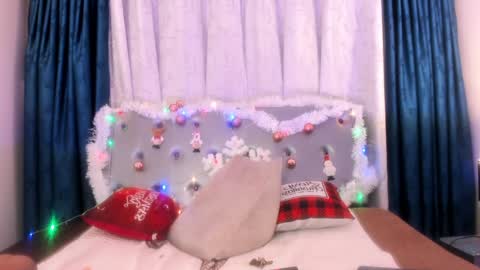 Snapshot of rubi_channel chatting on 12/24/24, 01:16 Channel online show from 12/24/24, 01:16
