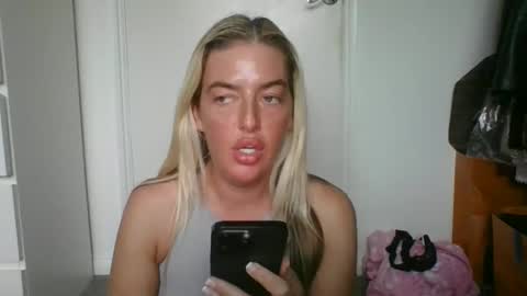 rubyredxxxoxxx online show from 12/26/24, 01:32