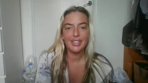 rubyredxxxoxxx online show from 12/29/24, 11:40