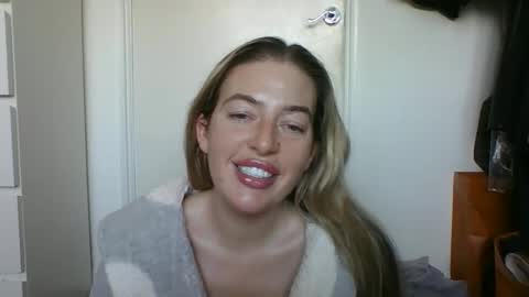 rubyredxxxoxxx online show from 11/21/25, 11:31