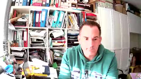 Snapshot of runner1978 chatting on 12/20/24, 10:49 runner1978 online show from 12/20/24, 10:49