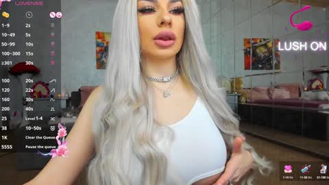 Snapshot of russian_ava chatting on 01/08/25, 03:19 Ava online show from 01/08/25, 03:19