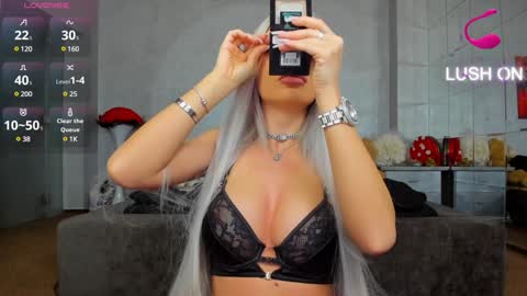 Snapshot of russian_ava chatting on 02/03/25, 06:45 Ava online show from 02/03/25, 06:45