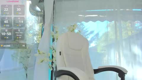 Snapshot of russian_ava chatting on 10/05/25, 07:39 Ava online show from 10/05/25, 07:39