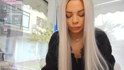 Snapshot of russian_ava chatting on 11/11/25, 08:03 Ava online show from 11/11/25, 08:03