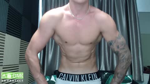 Snapshot of rustynf1tz chatting on 01/20/25, 05:37 MillionDollarGuy online show from 01/20/25, 05:37