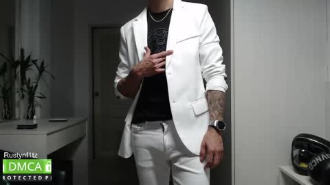 Snapshot of rustynf1tz chatting on 02/14/25, 04:52 MillionDollarGuy online show from 02/14/25, 04:52