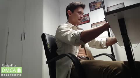 Snapshot of rustynf1tz chatting on 02/16/25, 09:15 MillionDollarGuy online show from 02/16/25, 09:15