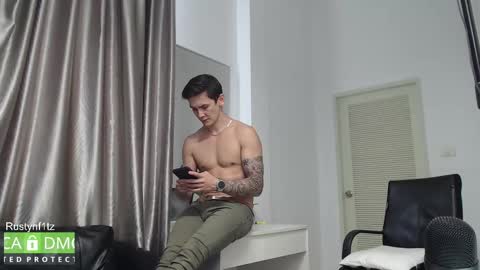 Snapshot of rustynf1tz chatting on 02/21/25, 08:07 MillionDollarGuy online show from 02/21/25, 08:07