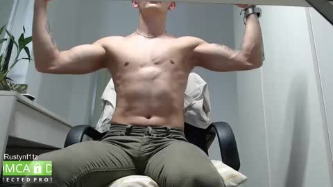 Snapshot of rustynf1tz chatting on 02/28/25, 07:37 MillionDollarGuy online show from 02/28/25, 07:37