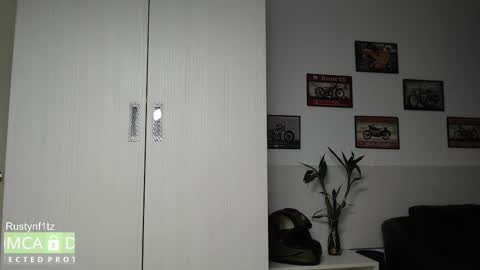 Snapshot of rustynf1tz chatting on 03/09/25, 01:14 MillionDollarGuy online show from 03/09/25, 01:14