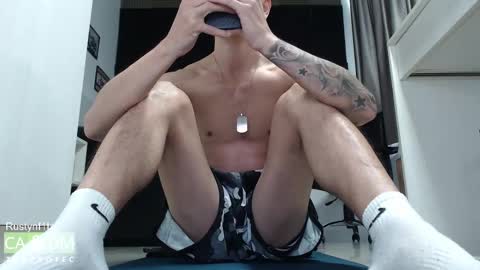 Snapshot of rustynf1tz chatting on 03/09/25, 04:38 MillionDollarGuy online show from 03/09/25, 04:38