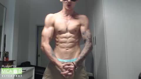 Snapshot of rustynf1tz chatting on 09/20/25, 11:00 MillionDollarGuy online show from 09/20/25, 11:00