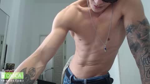 Snapshot of rustynf1tz chatting on 09/24/25, 07:01 MillionDollarGuy online show from 09/24/25, 07:01