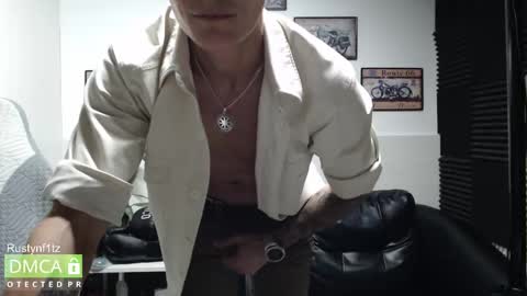 Snapshot of rustynf1tz chatting on 10/24/25, 02:57 MillionDollarGuy online show from 10/24/25, 02:57