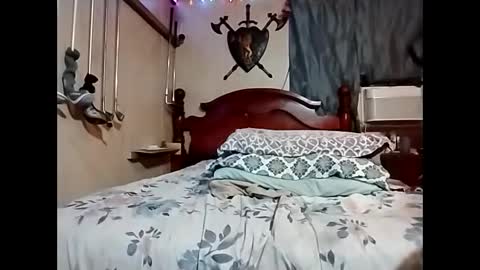 Snapshot of rustyshackelford1902 chatting on 10/12/25, 03:49 Rusty online show from 10/12/25, 03:49