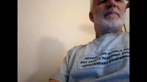 Snapshot of rustyx22 chatting on 12/30/24, 05:37 Rusty online show from 12/30/24, 05:37