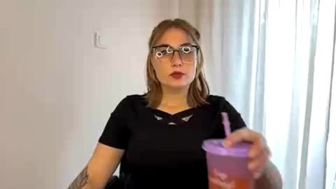 Snapshot of ruthless_111 chatting on 10/08/25, 01:31 Nika online show from 10/08/25, 01:31