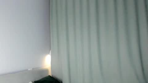 Snapshot of ruthvir chatting on 09/28/25, 01:05 Emma online show from 09/28/25, 01:05