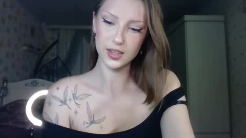 Snapshot of ruxashade chatting on 11/15/25, 12:45 ruxashade online show from 11/15/25, 12:45