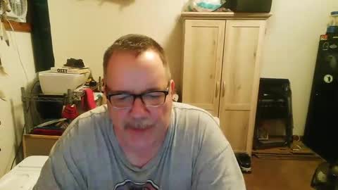 Snapshot of rwzar_0712 chatting on 09/18/25, 12:45 rwzar_0712 online show from 09/18/25, 12:45