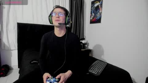 Ryan 15 online show from 10/22/25, 02:01