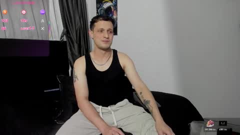 Ryan 15 online show from 11/17/25, 01:44